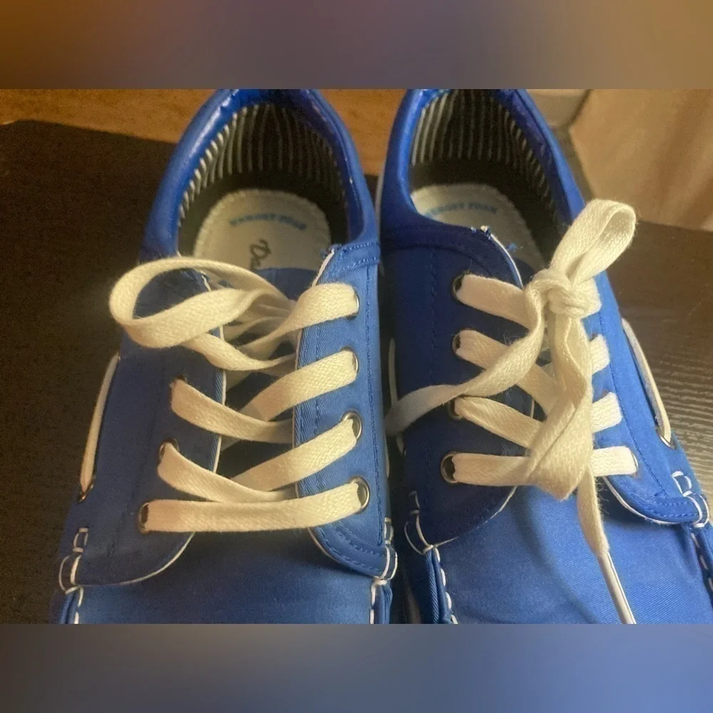 David Stone blue loafers in EUC in size Men’s 10.5 M. See pictures